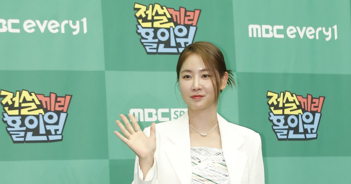 Hole in One Between Legends